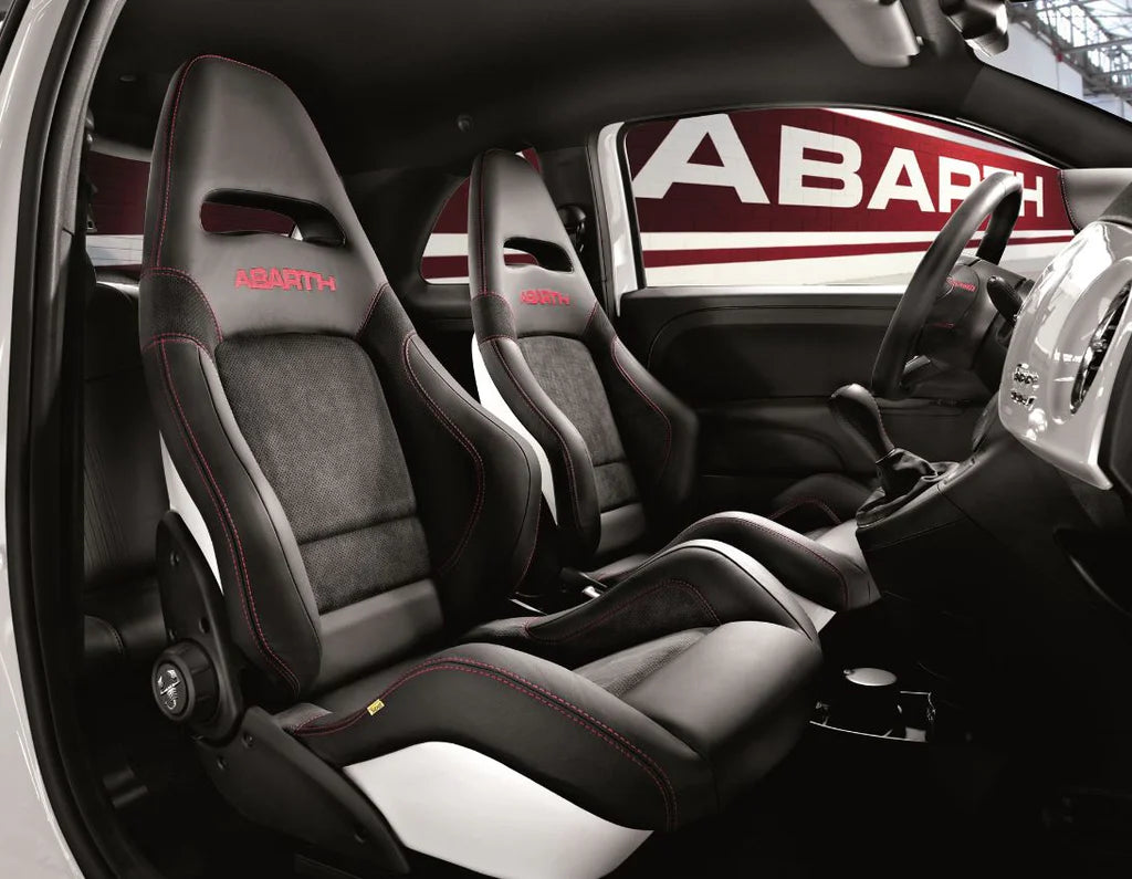 Asientos deportivos Sabelt - Alcantara y cuero - 500 Abarth