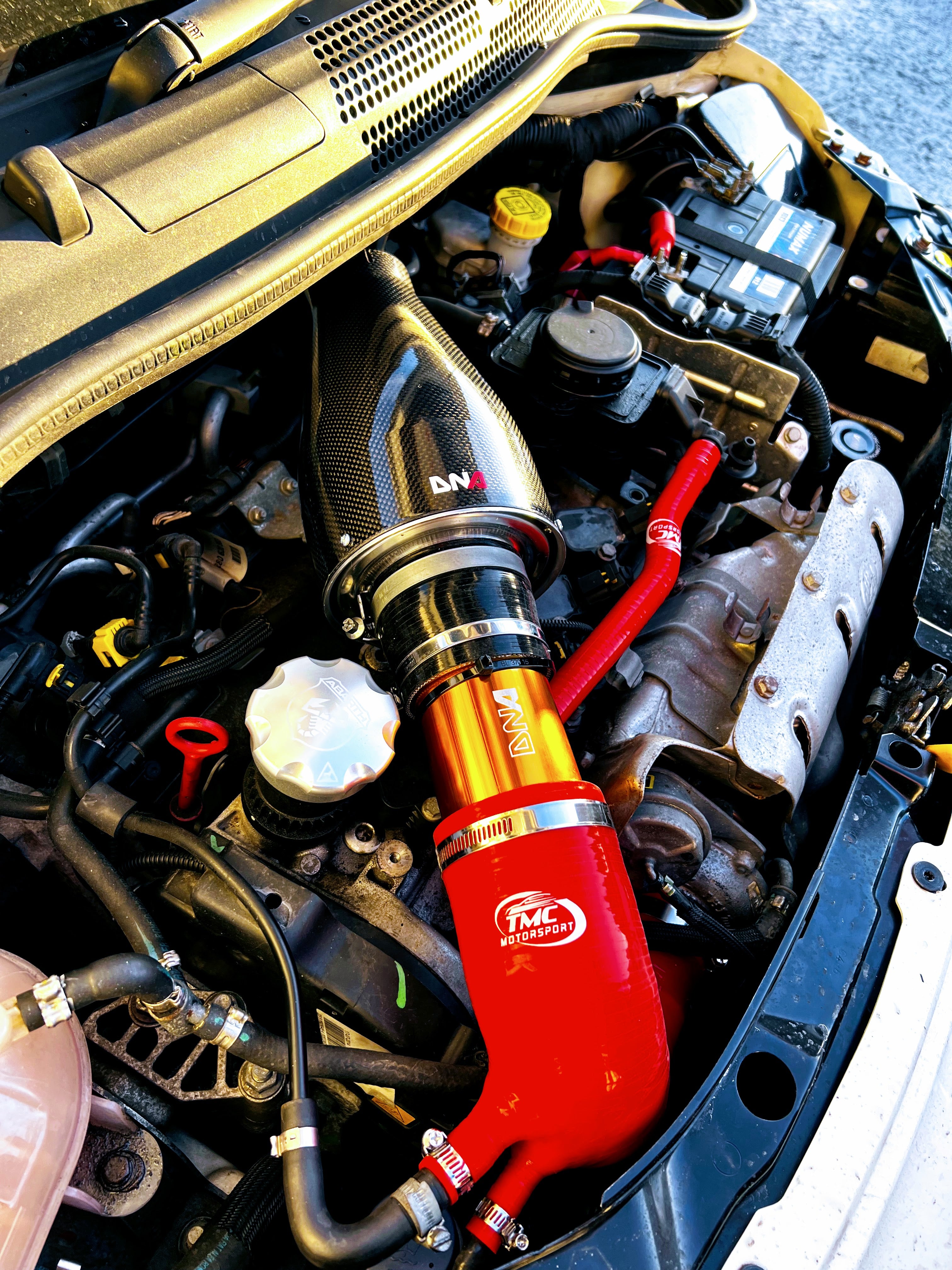 TMC Silicone Intake Hose for Abarth 500 / 595 / 695 T-Jet - IHI/TD04 Turbo - Abarth Tuning