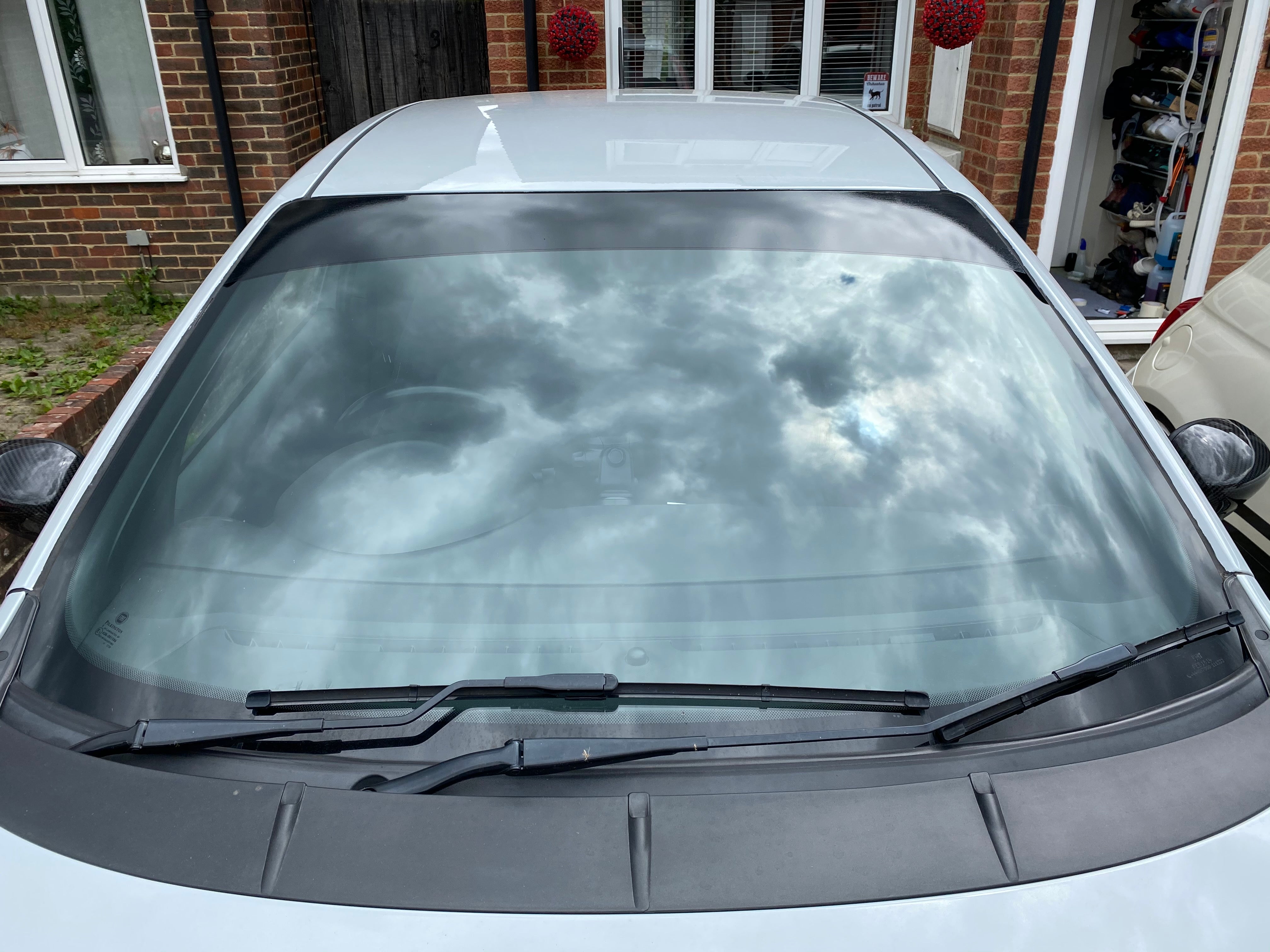 Abarth Abarth Punto Pre-cut, Easy Fit Plain Sunstrip - Essential Squeegee Included - Abarth Tuning