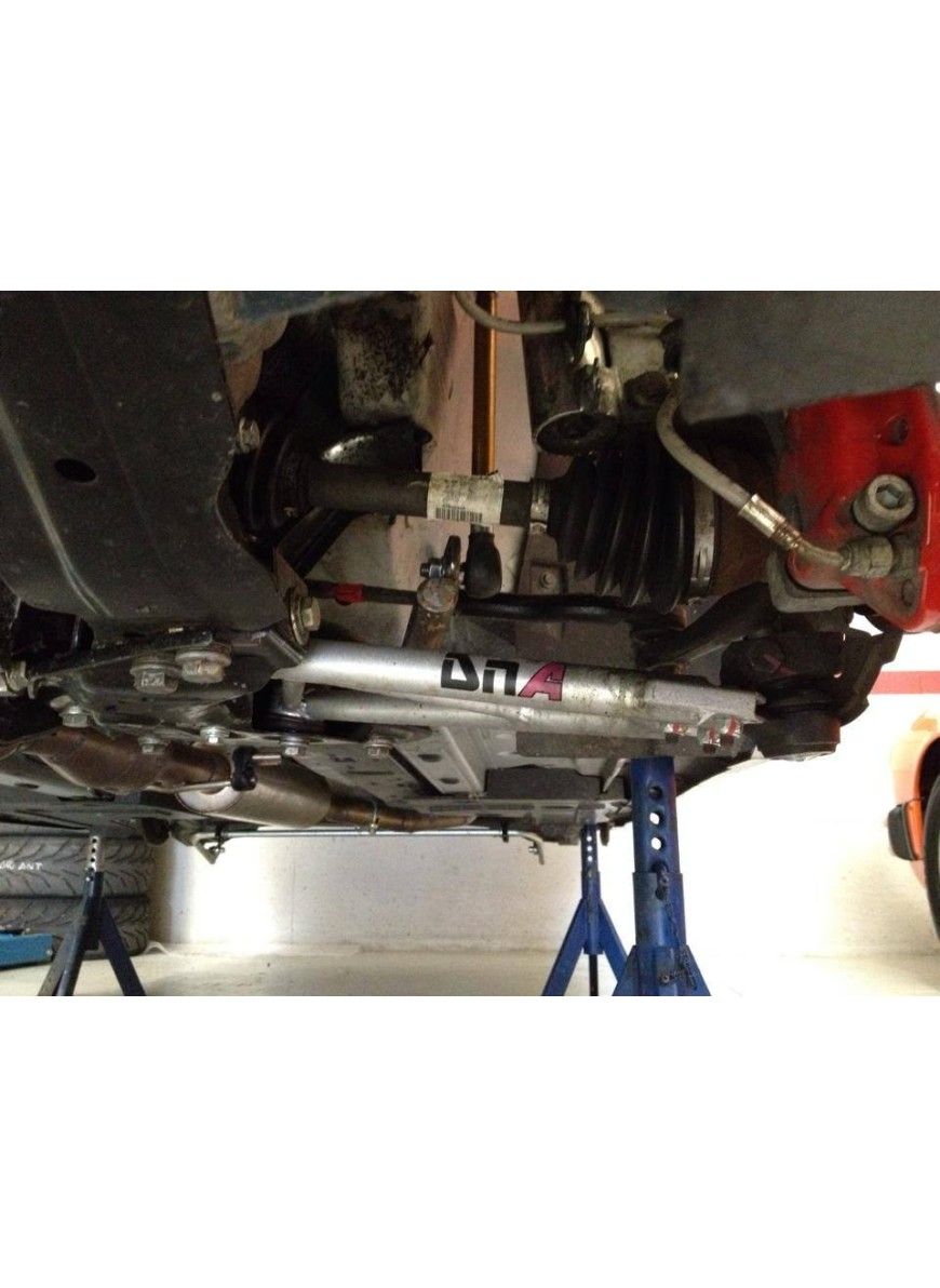 Abarth 500 / 595 / 695 Front Suspension Arm Kit - DNA RACING - Abarth Tuning