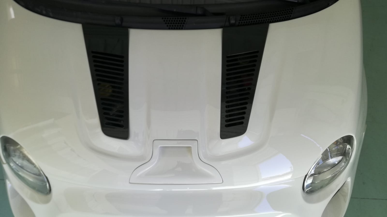 Abarth 500 / 595 / 695 Biposto Style REPLICA BONNET WITH OPTIONAL VENTS - Cadamuro - Abarth Tuning