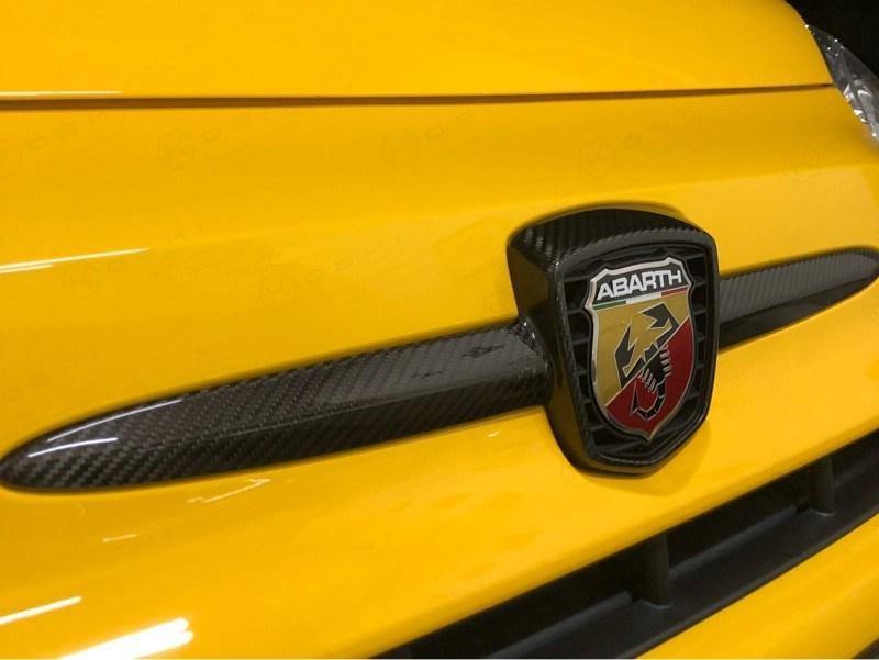 Abarth 500 / 595 / 695 Front Logo Intake - Carbon Fibre - Abarth Tuning