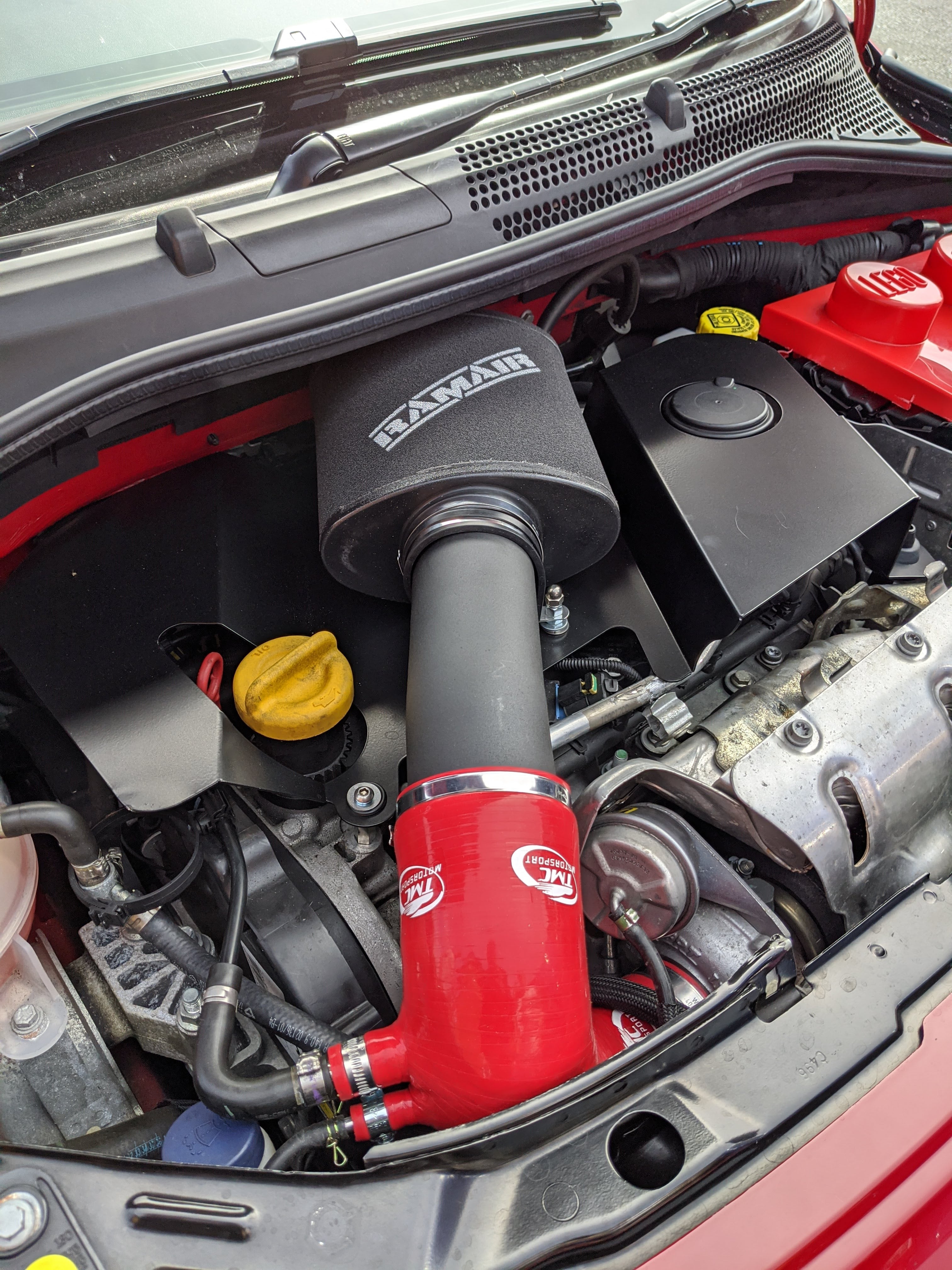 TMC Silicone Intake Hose for Abarth 500 / 595 / 695 T-Jet - IHI/TD04 Turbo - Abarth Tuning